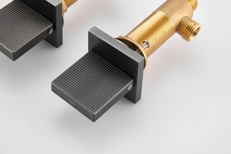 Mitigeur Lavabo 3 Trous Orega | Laiton Massif + Style Hôtelier + Céramique | ROBINETTERIEPRO